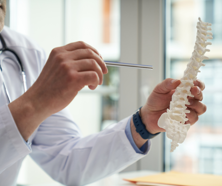 5 Tips for Selecting the Best Spine Surgeon for Your Operation