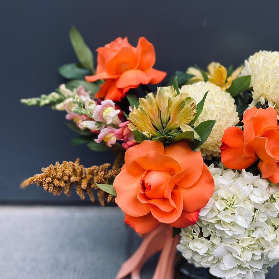 5 Tips on Achieving Maximum Longevity of Your Wedding Flowers